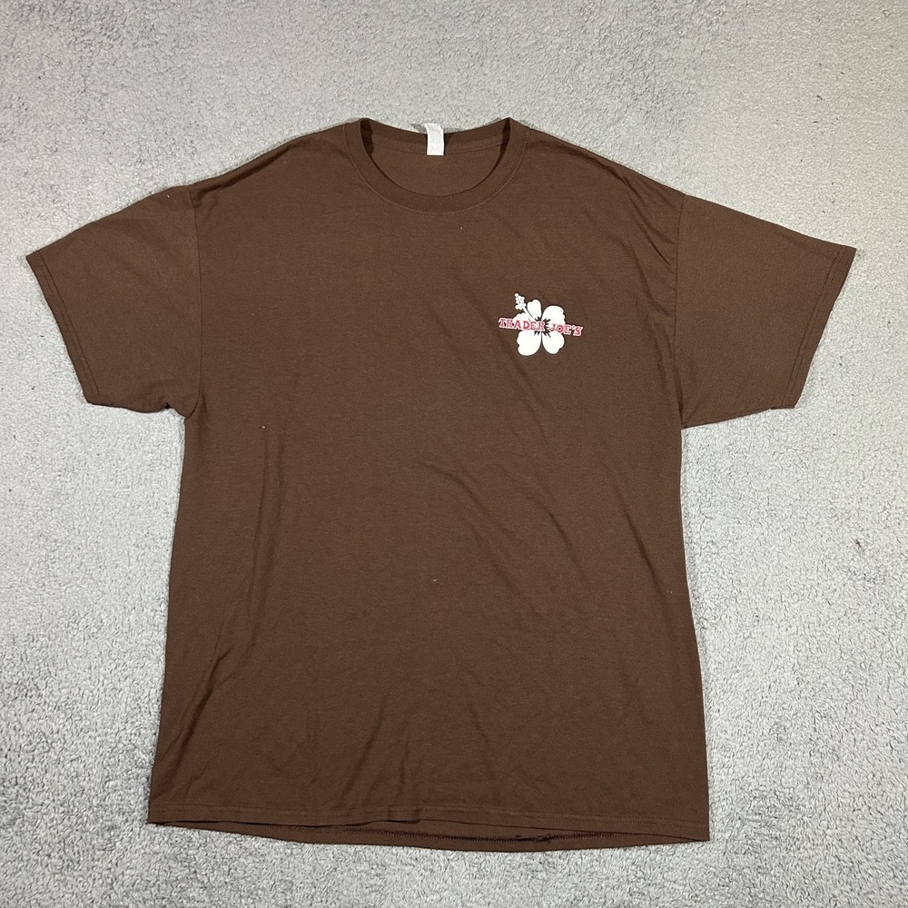 Trader Joes Mens XL Brown T-Shirt Hibiscus Flower Crewneck Jerzees 4064